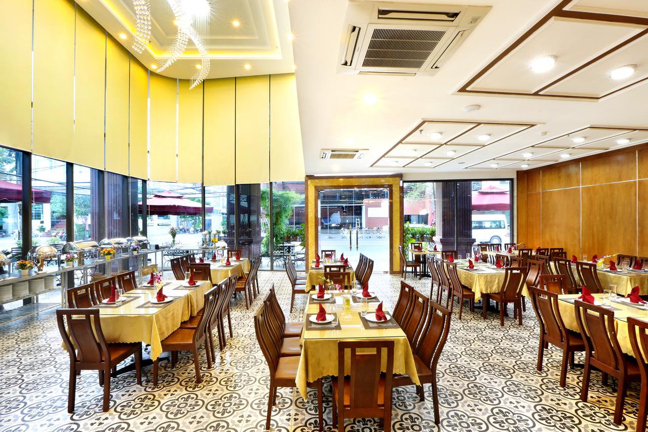 Nhà hàng khách sạn Ngọc Lan Đà Nẵng