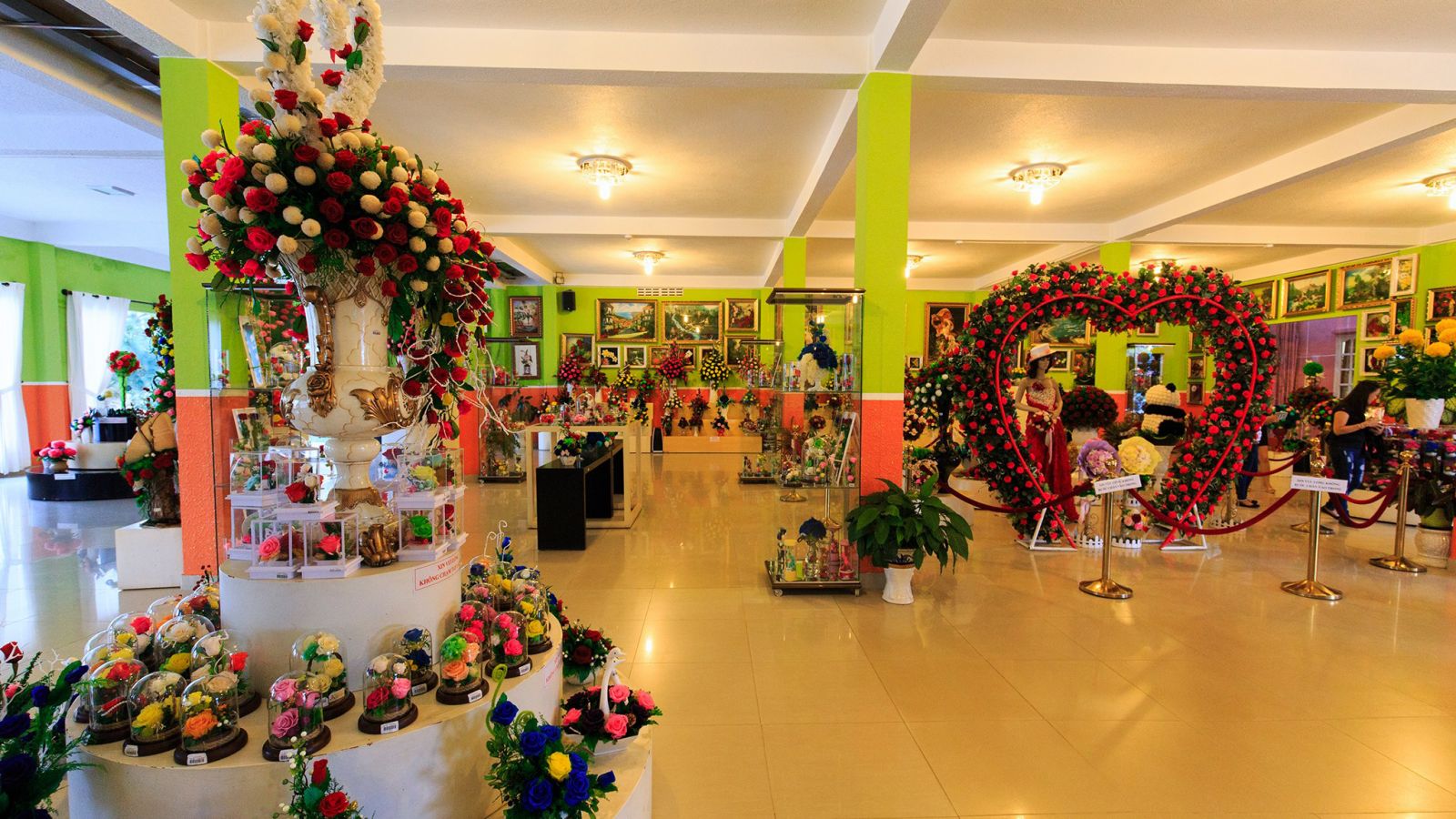 Showroom Hoa Khô - Khu trưng bày hoa sấy khô lớn nhất tại Việt Nam