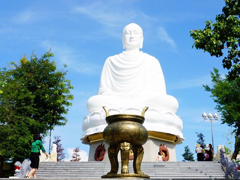 Kim Thân Phật Tổ chùa Long Sơn