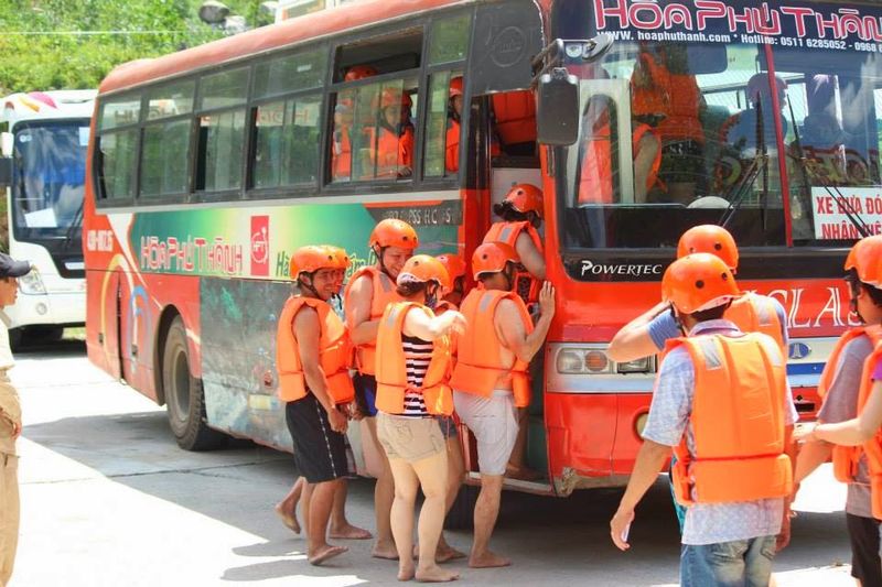 Đà Nẵng Trượt Thác Hòa Phú Thành 1 Ngày 