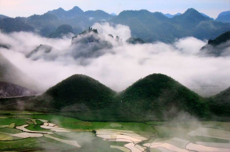 Hà Nội Hà Giang Quản Bạ Đồng Văn 3N2Đ - Oto