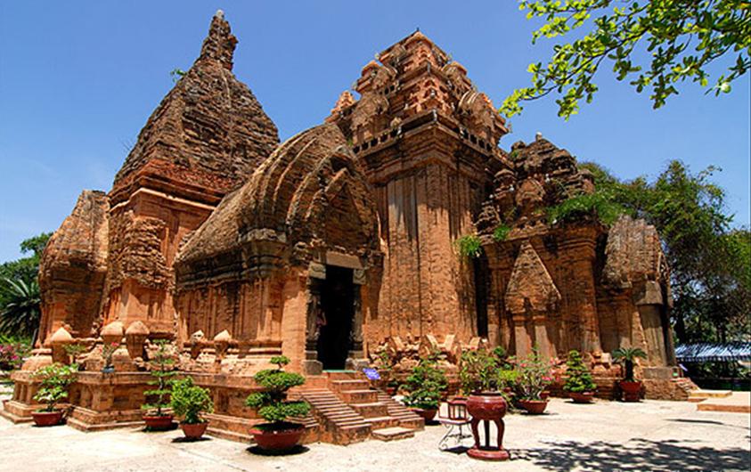 Nha Trang - Phú Yên 5 Ngày 4 Đêm | Art Travel | Khuyến Mãi