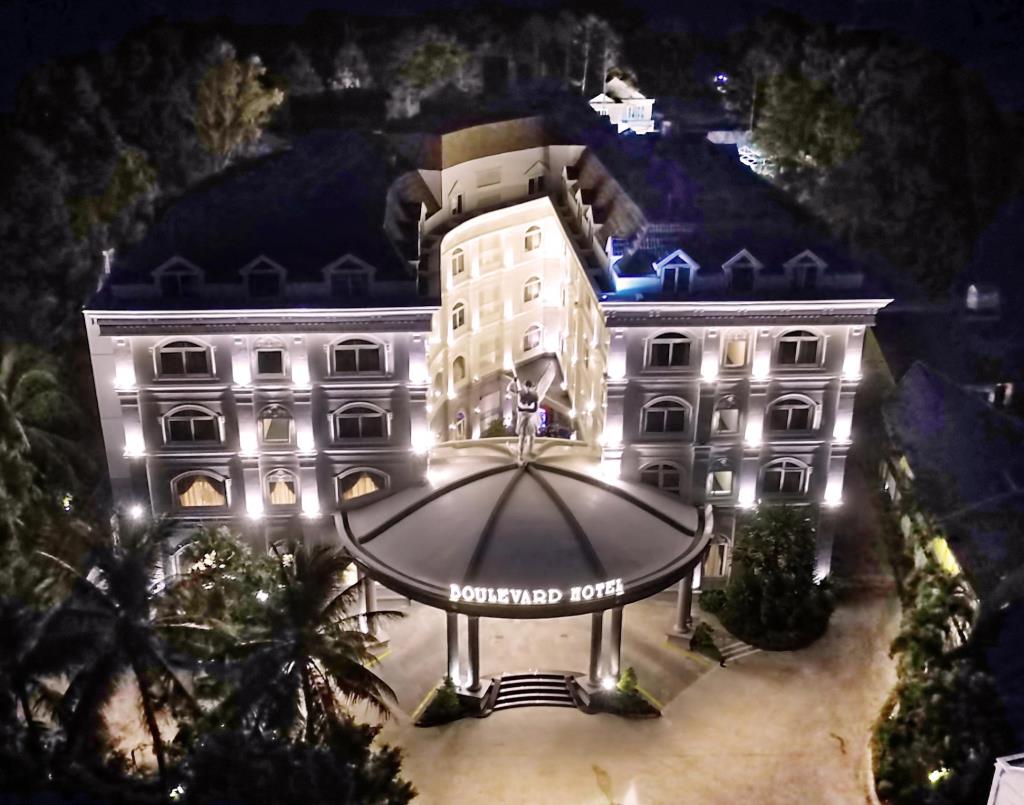   Combo du lịch Phú Quốc 4N3Đ khách sạn Boulevard 3 sao