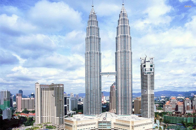 Lần mò đến tòa tháp đôi Petronas Towers độc đáo tại Campuchia