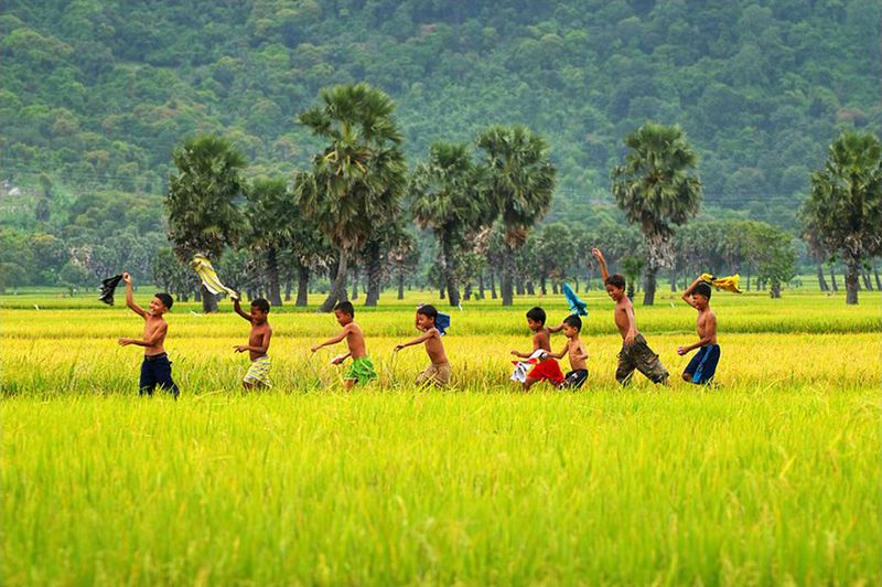 Sài Gòn Châu Đốc Trà Sư Làng Chăm 2 Ngày - Tối thứ 6