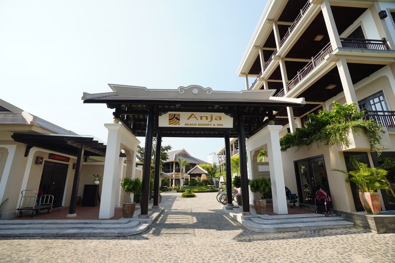 Khách sạn Anja Beach Phú Quốc 4 Sao