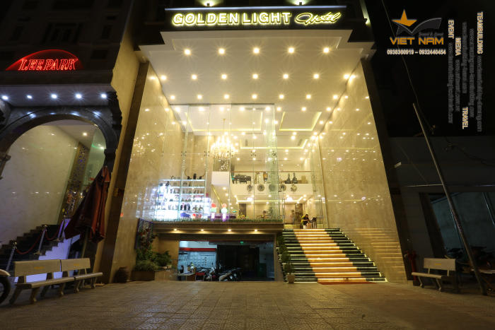 Khách sạn Golden Light Đà Nẵng 3 Sao