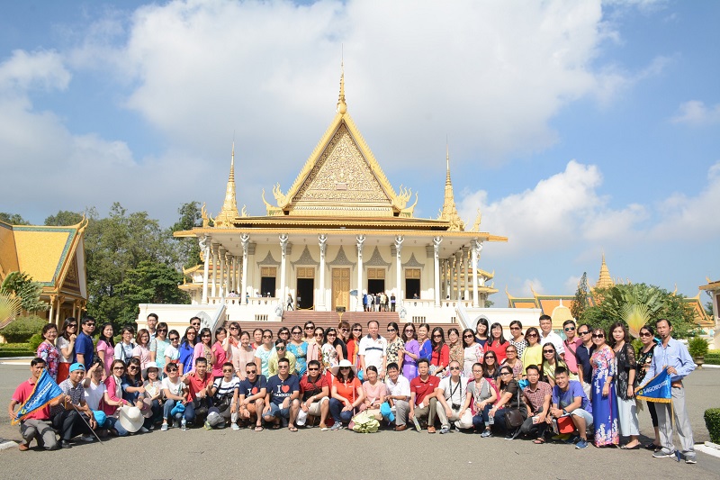 Hồ Chí Minh Campuchia Siêm Riệp Phnom Penh 4 Ngày