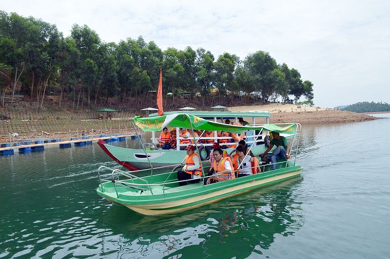 Khám Phá Hồ Phú Ninh 1 Ngày - Du Lịch Nghỉ Dưỡng 